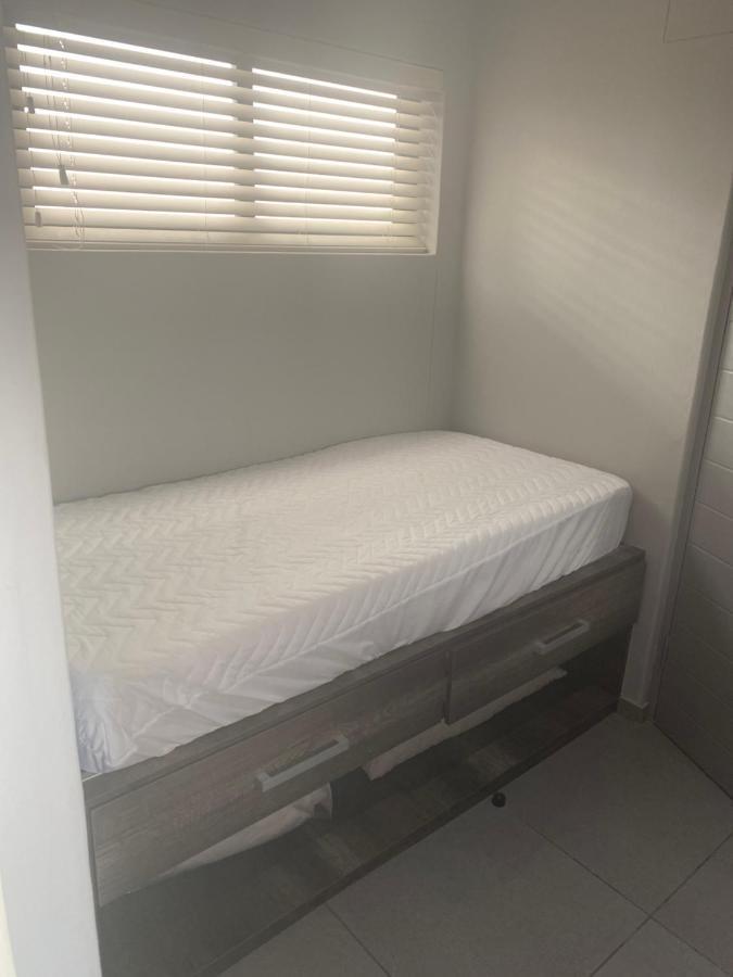 Langstrand Apartment 32, Bay View Suites מראה חיצוני תמונה